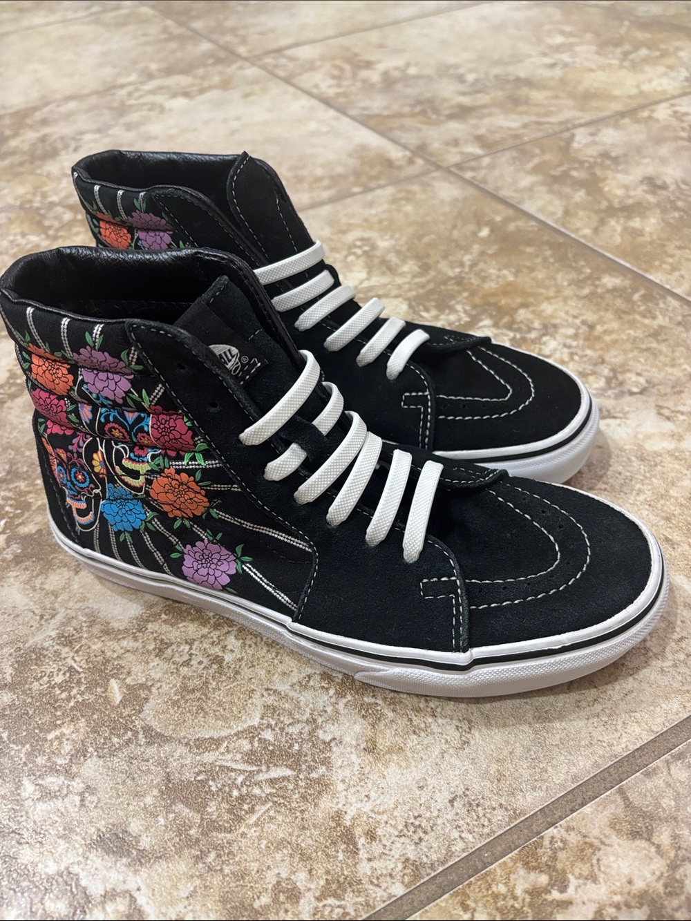 Vans SK8-HI Sugar Skulls Dia De Los Muertos High Top Sneakers